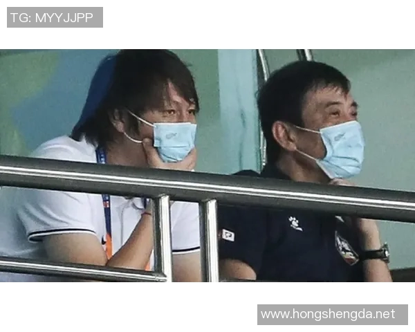 足球明星李铁因涉嫌违法被判刑几年引发社会广泛关注与讨论