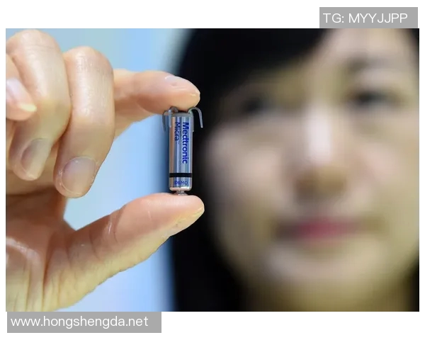 足球明星因心脏问题装起搏器重返赛场引发广泛关注与讨论 足球明星因心脏问题装起搏器重返赛场引发广泛关注与讨论